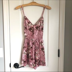 LA Hearts Pacsun Floral Velvet Romper Size S